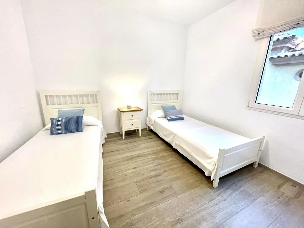 Seahomes Vacations - Nautic Maritime Apt Blanes